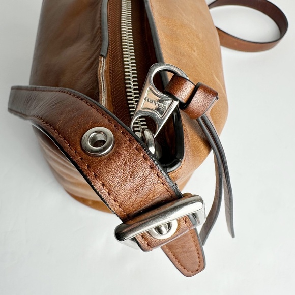 COACH BLEEKER MINI DUFFLE BUCKET BAG - Picture 4 of 9